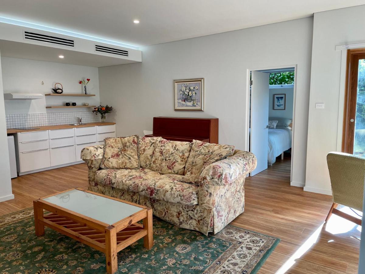 Tranquil Garden Apartment With Living Room Вуллонгонг Екстер'єр фото